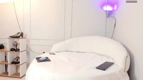 anni_lima online show from October 2025 03:45:01 AM