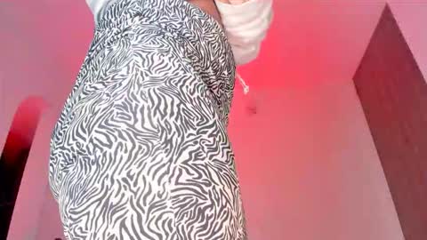 Creamy online show from March 2026 09:15:01 AM