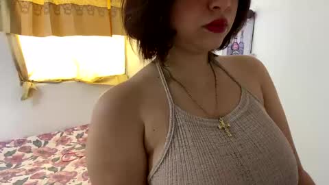 Snapshot of annie_catt_ chatting on December 2024 06:16:01 PM Annie online show from December 2024 06:16:01 PM