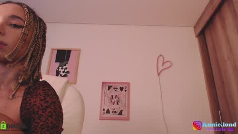 Annie online show from December 2024 03:00:01 PM