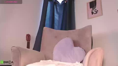 Annie online show from September 2025 09:03:01 PM