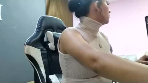 Ann online show from December 2025 11:23:01 PM