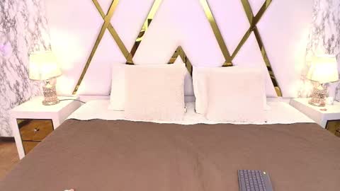 Annie online show from February 2026 12:30:02 AM