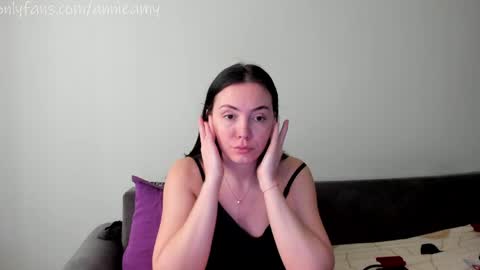 Annie online show from April 2026 11:11:02 AM