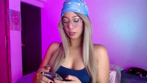 AnnieBlu3 online show from January 2026 10:29:01 AM