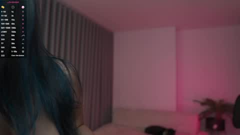 Annie FREE TRIAL IN BIO online show from May 2026 11:18:02 AM