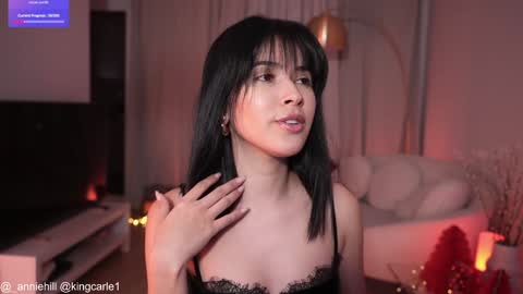 anniehillofficial_ online show from December 2024 08:14:02 PM