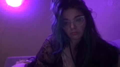 Darlingskiesxo online show from July 2026 08:32:01 AM
