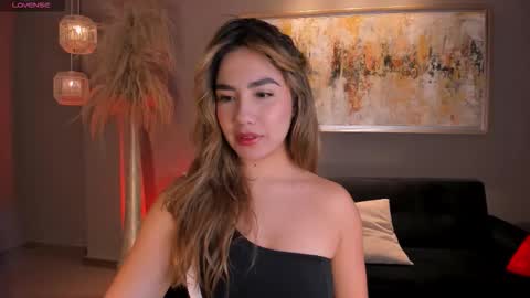 Annie Monroe online show from March 2026 11:29:02 AM