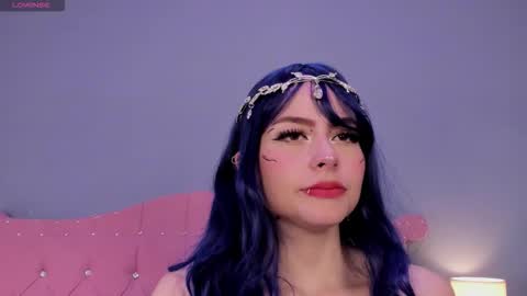 Annie online show from December 2025 12:23:02 PM