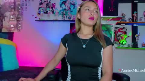 Snapshot of anniexmichael chatting on July 2026 01:58:01 PM Annie Michael online show from July 2026 01:58:01 PM