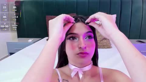 ANNIE  online show from November 2025 06:08:01 PM