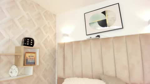 Annie Queen online show from February 2026 04:17:02 AM