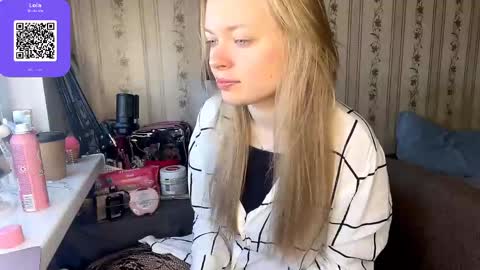 Hello My name is Lola online show from May 2026 07:26:01 AM