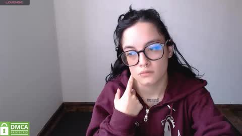 Gaby 3 online show from November 2025 07:35:01 PM