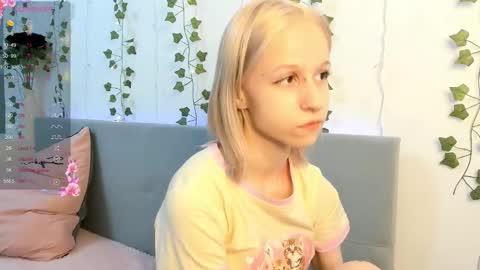 annymeow online show from December 2025 10:35:02 AM