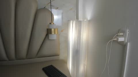 Anny bridge online show from June 2026 08:40:02 PM