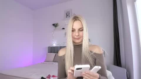 Anny online show from March 2026 11:01:02 AM