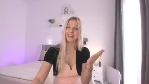 Anny online show from March 2026 10:52:01 AM