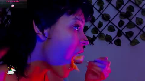 Snapshot of anny_kiitty_ chatting on June 2026 12:22:01 PM Anny online show from June 2026 12:22:01 PM
