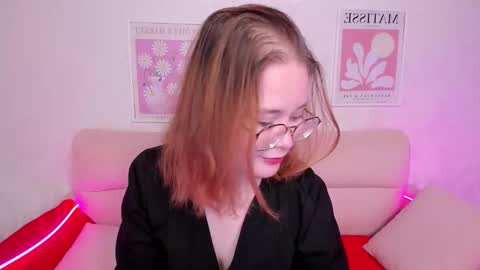 Anny online show from November 2025 08:41:01 AM