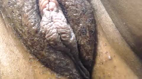 Anny online show from October 2025 04:51:01 PM