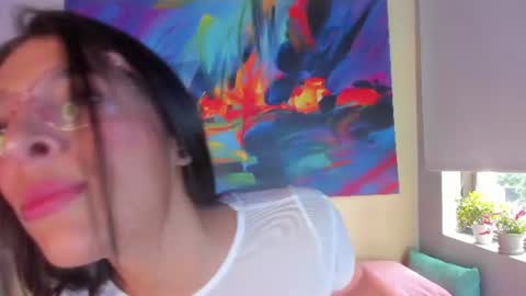 Annyluna online show from August 2026 12:41:01 PM