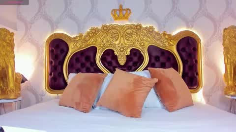 Snapshot of annyolson chatting on November 2025 12:08:02 PM Anny online show from November 2025 12:08:02 PM