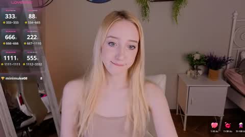 Snapshot of anora_babe chatting on March 2026 03:34:02 PM Anora Babe online show from March 2026 03:34:02 PM