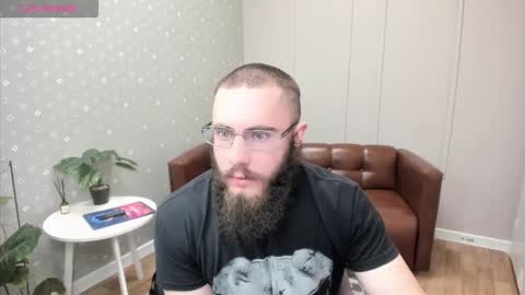 Snapshot of ant_power chatting on December 2025 04:17:02 AM Ant online show from December 2025 04:17:02 AM