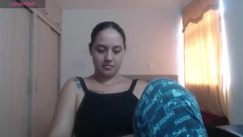 Anthonela Queen online show from September 2025 05:49:01 PM