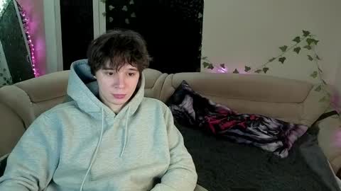 Snapshot of anthonycutie chatting on April 2026 07:25:02 AM Anthony online show from April 2026 07:25:02 AM