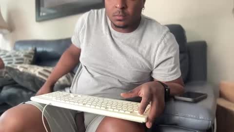 Snapshot of anthonyscreet chatting on September 2025 09:20:02 PM anthonyscreet online show from September 2025 09:20:02 PM