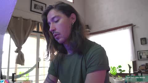 Snapshot of antinoo_gnothi chatting on January 2025 01:06:02 PM Antinoo Gnothi online show from January 2025 01:06:02 PM