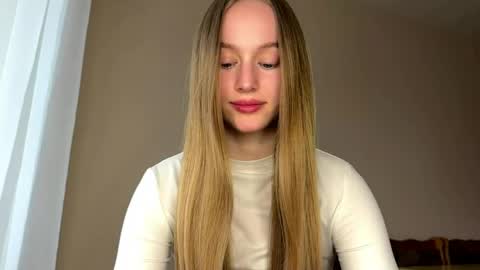 Viktoria online show from May 2026 03:30:01 PM