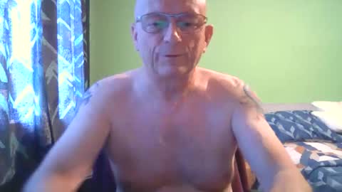 Snapshot of antmatt2025 chatting on September 2025 03:45:01 PM antmatt2025 online show from September 2025 03:45:01 PM