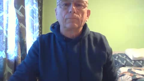 Snapshot of antmatt2025 chatting on October 2025 08:12:01 AM antmatt2025 online show from October 2025 08:12:01 AM