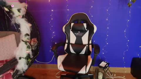 Snapshot of anto_thompson chatting on November 2025 02:59:01 AM Antonella online show from November 2025 02:59:01 AM