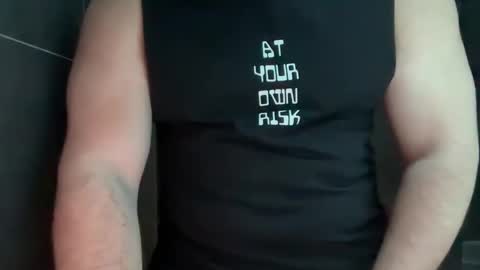 anton_smotri online show from March 2026 07:35:02 AM