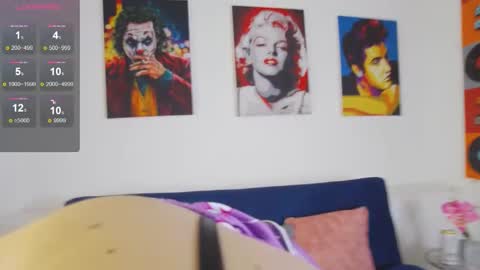 Antonella online show from November 2025 03:01:01 PM