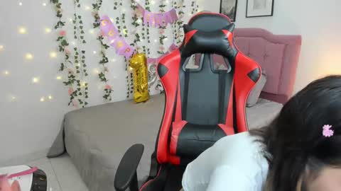 Snapshot of antonella_heinz_ chatting on December 2024 09:55:02 PM Antonella online show from December 2024 09:55:02 PM