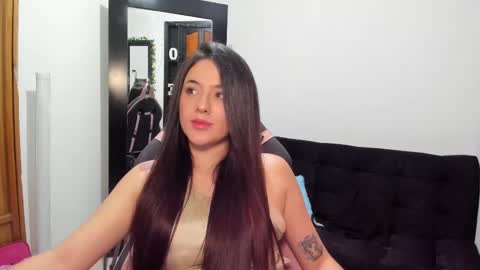 antonella  online show from February 2025 06:22:01 PM