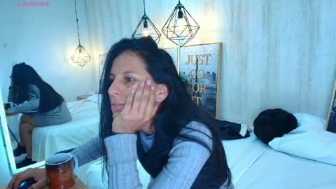 Antonella.  online show from June 2026 03:30:01 AM