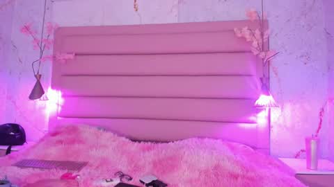 Antonella Rossi online show from November 2025 02:17:01 PM