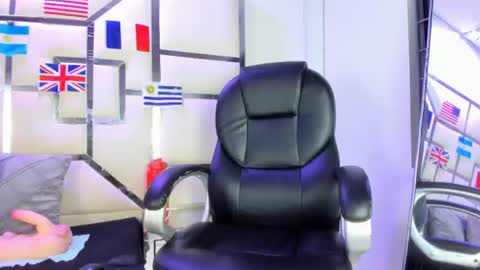 AntonelLaBlazee online show from June 2026 04:13:02 AM