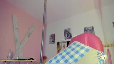 Snapshot of antonellakling_ chatting on February 2025 12:16:01 PM ANTONELLA online show from February 2025 12:16:01 PM