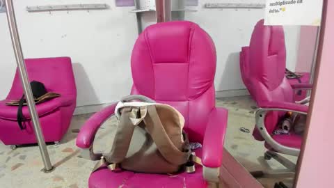 Snapshot of antonellakling_ chatting on November 2025 11:47:02 AM ANTONELLA online show from November 2025 11:47:02 AM