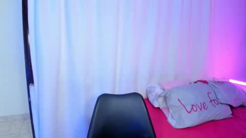 Snapshot of antonellaparker chatting on March 2026 04:33:01 PM Sarah online show from March 2026 04:33:01 PM