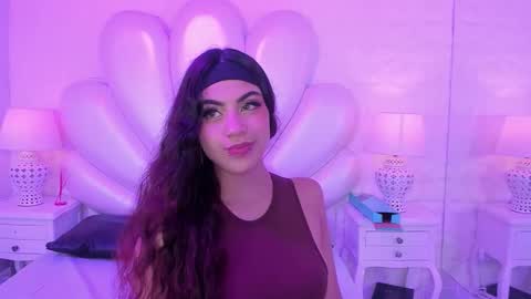   online show from October 2025 03:31:01 AM