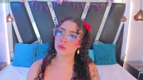 A N T O N E L L E  online show from May 2026 11:29:01 AM